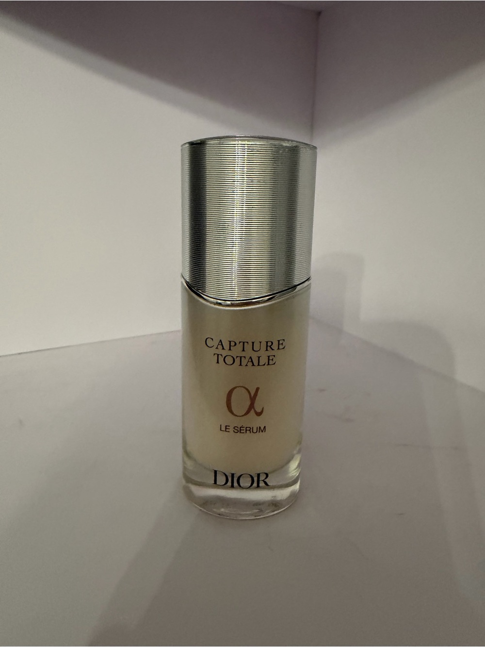 Dior Capture Totale Le Sérum - Silver Cap & Cream Bottle